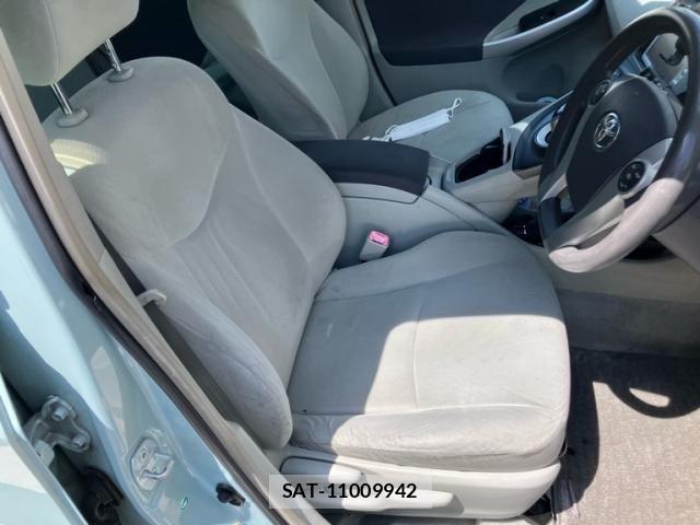 Toyota PRIUS 2010-09 8316543-19