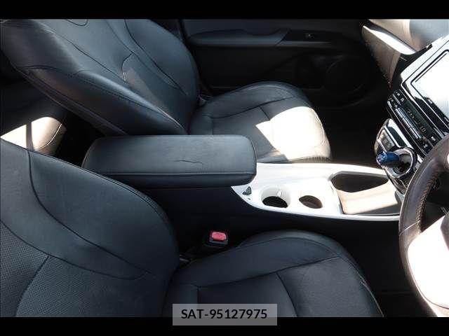 Toyota PRIUS 2016-07 8316477-11