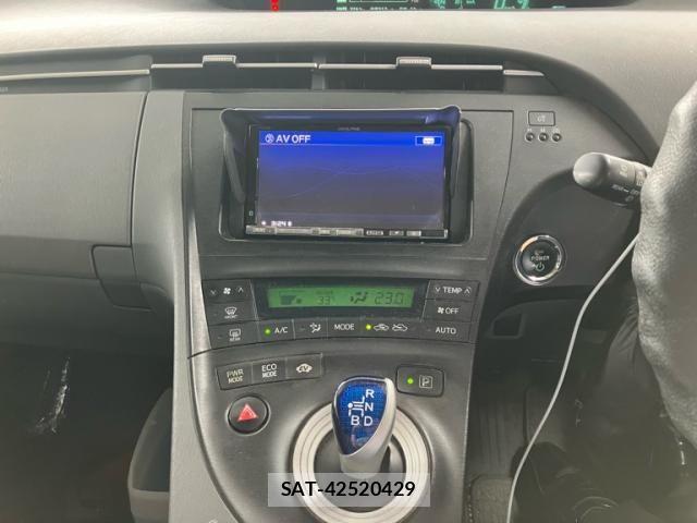 Toyota PRIUS 2010-03 8316541-18