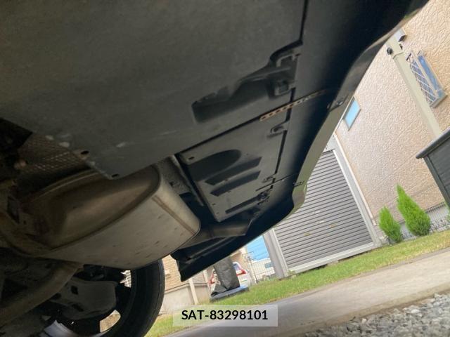 Toyota PRIUS 2016-01 8316479-12