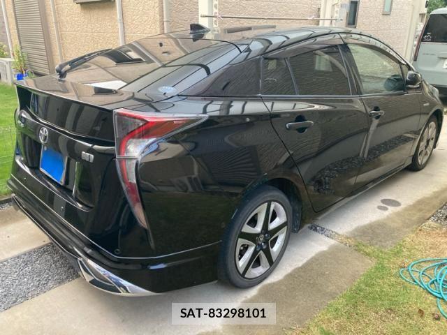Toyota PRIUS 2016-01 8316479-4