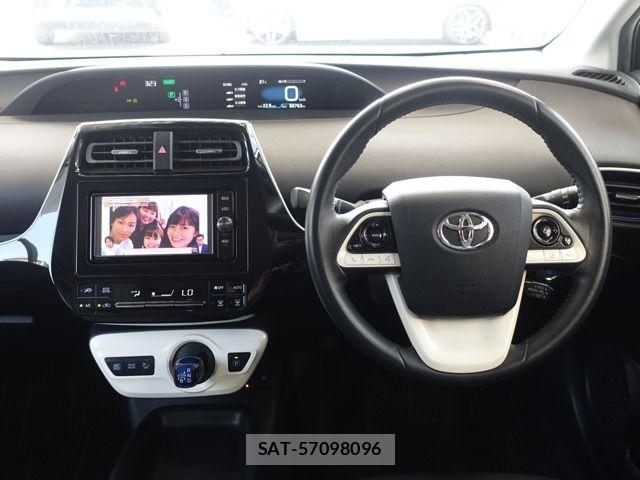 Toyota PRIUS 2017-12 8316446-19