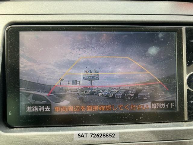 Toyota PRIUS 2013-09 8316545-19