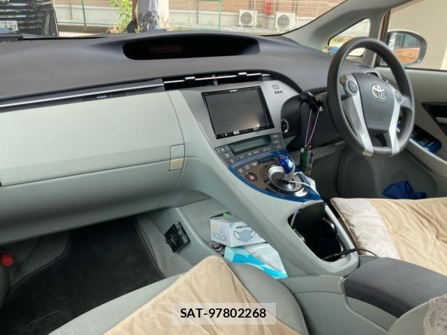 Toyota PRIUS 2009-09 8316537-11