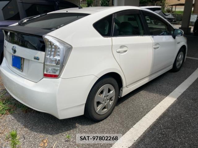 Toyota PRIUS 2009-09 8316537-4