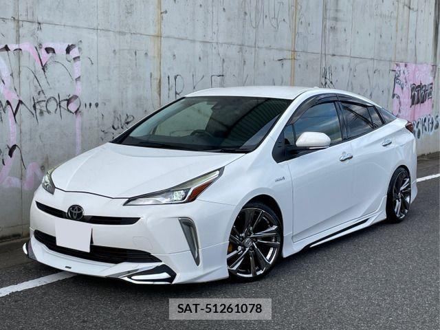 Toyota PRIUS 2019-06 8316478-0