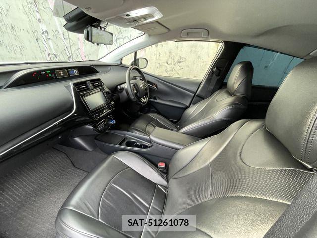 Toyota PRIUS 2019-06 8316478-9
