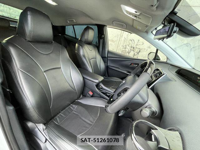 Toyota PRIUS 2019-06 8316478-12