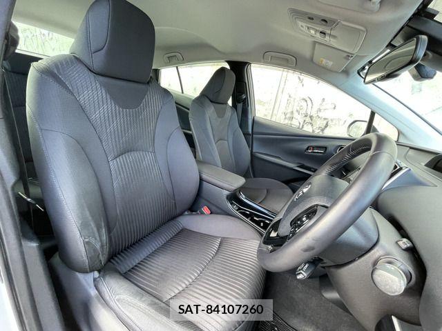 Toyota PRIUS 2019-09 8316473-12