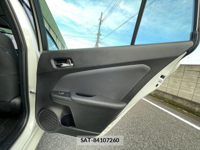 Toyota PRIUS 2019-09 8316473-18