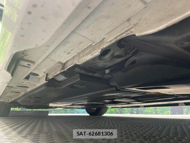 Toyota PRIUS 2016-03 8316439-19