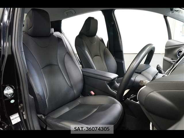 Toyota PRIUS 2016-06 8316445-16