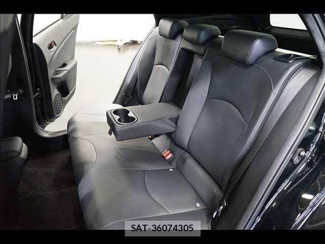 Toyota PRIUS 2016-06 8316445-17