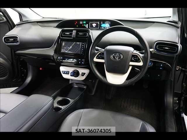 Toyota PRIUS 2016-06 8316445-1