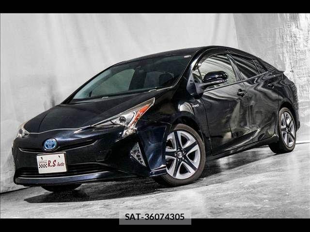 Toyota PRIUS 2016-06 8316445-2