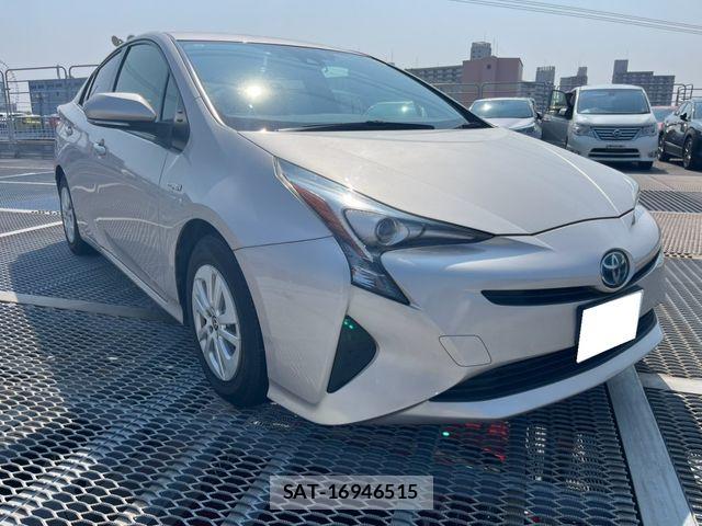 Toyota PRIUS 2015-12 8316486-0