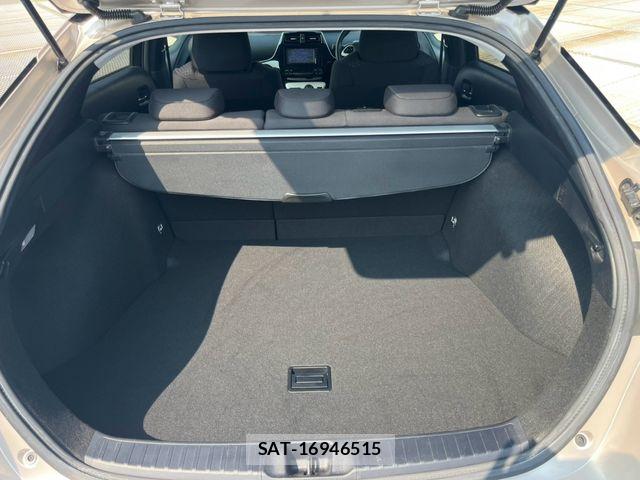 Toyota PRIUS 2015-12 8316486-10