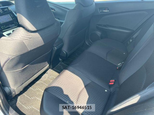 Toyota PRIUS 2015-12 8316486-11