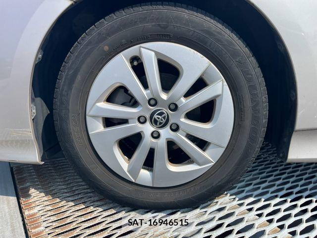 Toyota PRIUS 2015-12 8316486-22