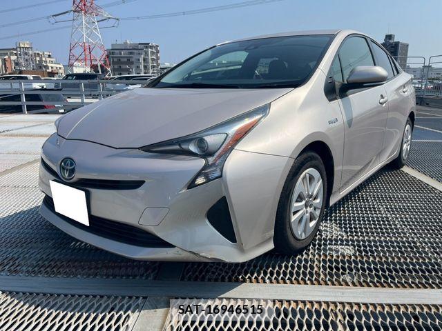 Toyota PRIUS 2015-12 8316486-3