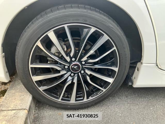 Toyota PRIUS 2013-10 8316509-4