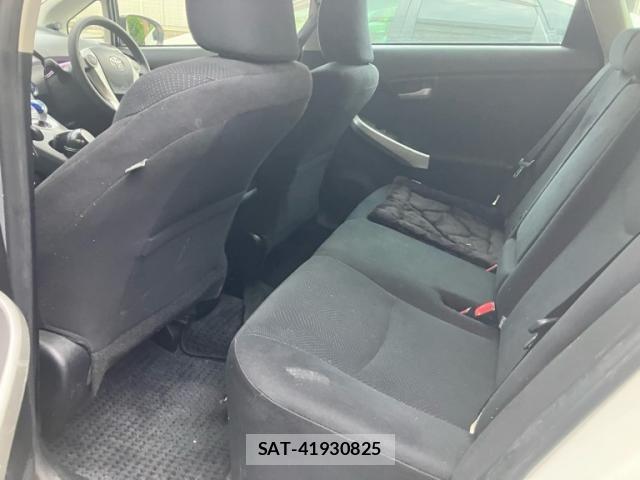 Toyota PRIUS 2013-10 8316509-7