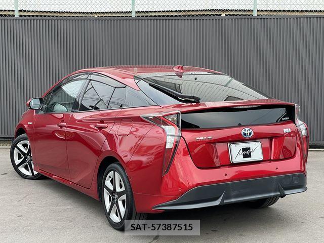 Toyota PRIUS 2016-02 8316497-2