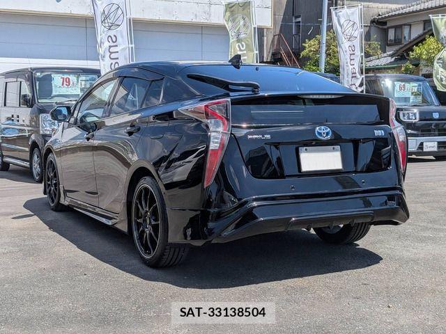 Toyota PRIUS 2016-01 8316482-6