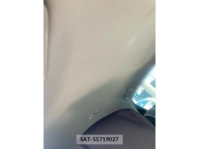 Toyota PRIUS 2011-08 8316538-16