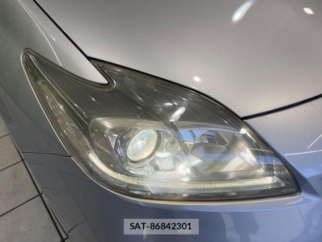 Toyota PRIUS 2013-03 8316514-11