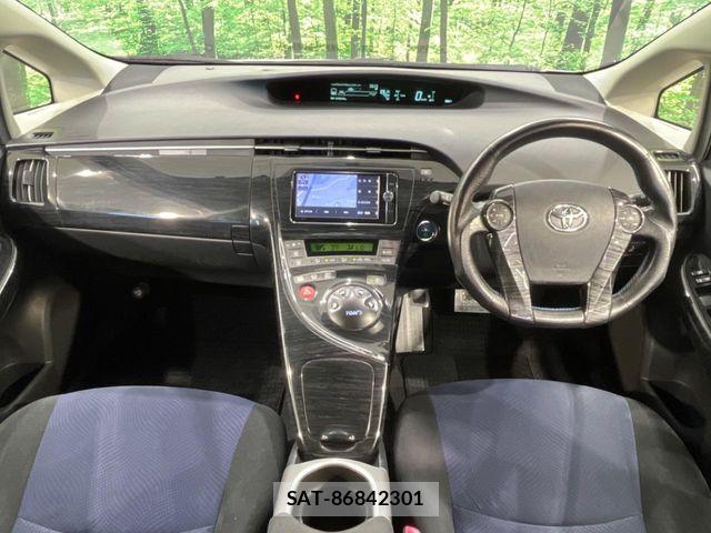 Toyota PRIUS 2013-03 8316514-1