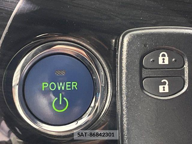 Toyota PRIUS 2013-03 8316514-3