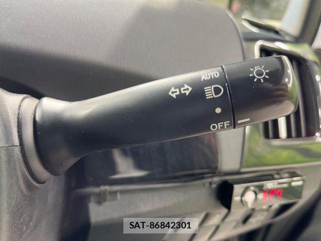 Toyota PRIUS 2013-03 8316514-5