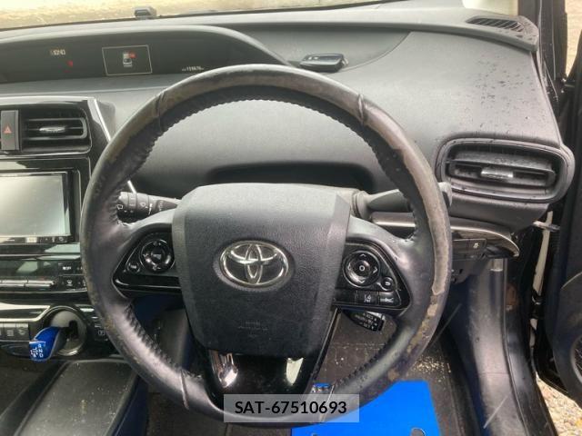 Toyota PRIUS 2019-02 8337450-14