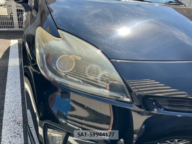 Toyota PRIUS 2012-06 8337468-3