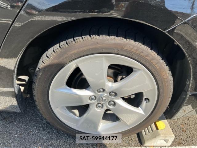 Toyota PRIUS 2012-06 8337468-8