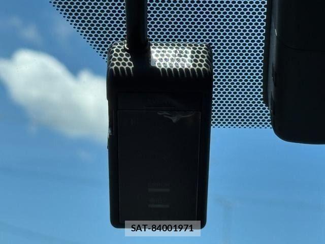 Toyota PRIUS 2020-01 8337428-26