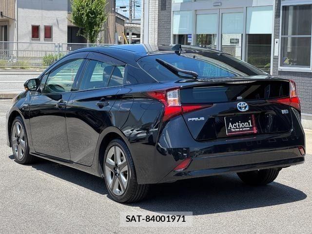 Toyota PRIUS 2020-01 8337428-3