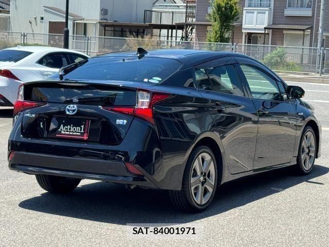 Toyota PRIUS 2020-01 8337428-5