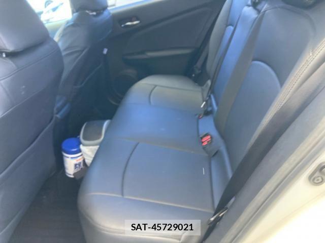 Toyota PRIUS 2017-02 8337463-13