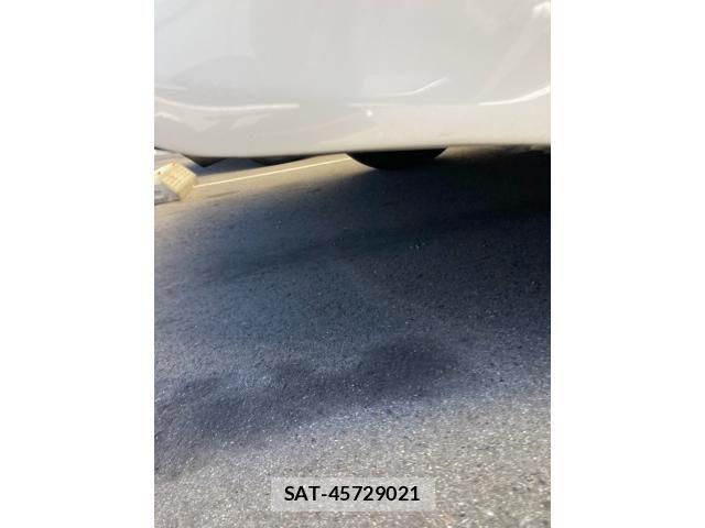 Toyota PRIUS 2017-02 8337463-8