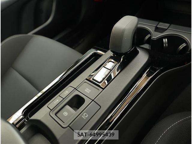 Toyota PRIUS 2023-06 8337424-9