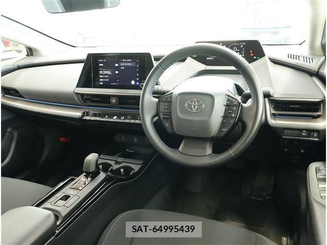 Toyota PRIUS 2023-06 8337424-1