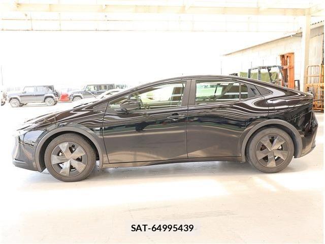 Toyota PRIUS 2023-06 8337424-26