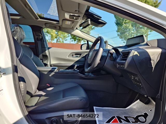 Toyota PRIUS 2023-05 8337407-9