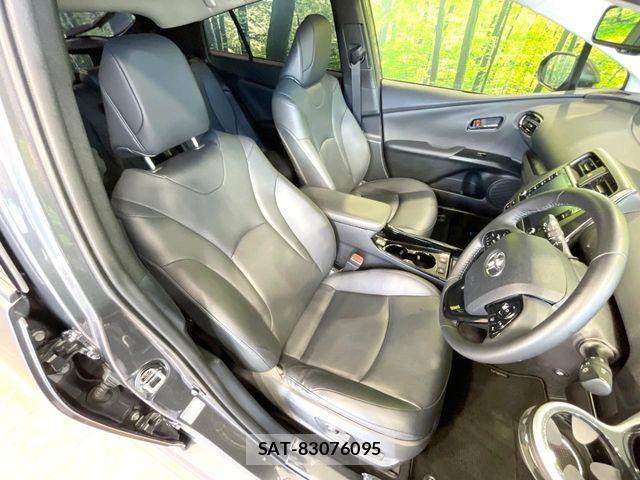 Toyota PRIUS 2021-11 8337419-7