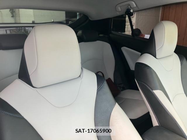 Toyota PRIUS 2016-07 8337456-15