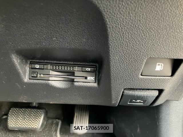 Toyota PRIUS 2016-07 8337456-20