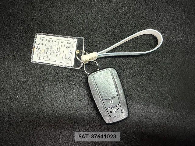 Toyota PRIUS 2020-12 8337435-20