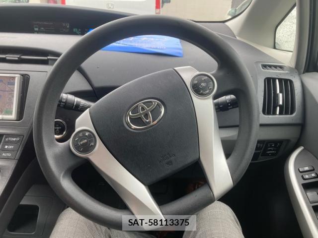 Toyota PRIUS 2010-07 8337486-16